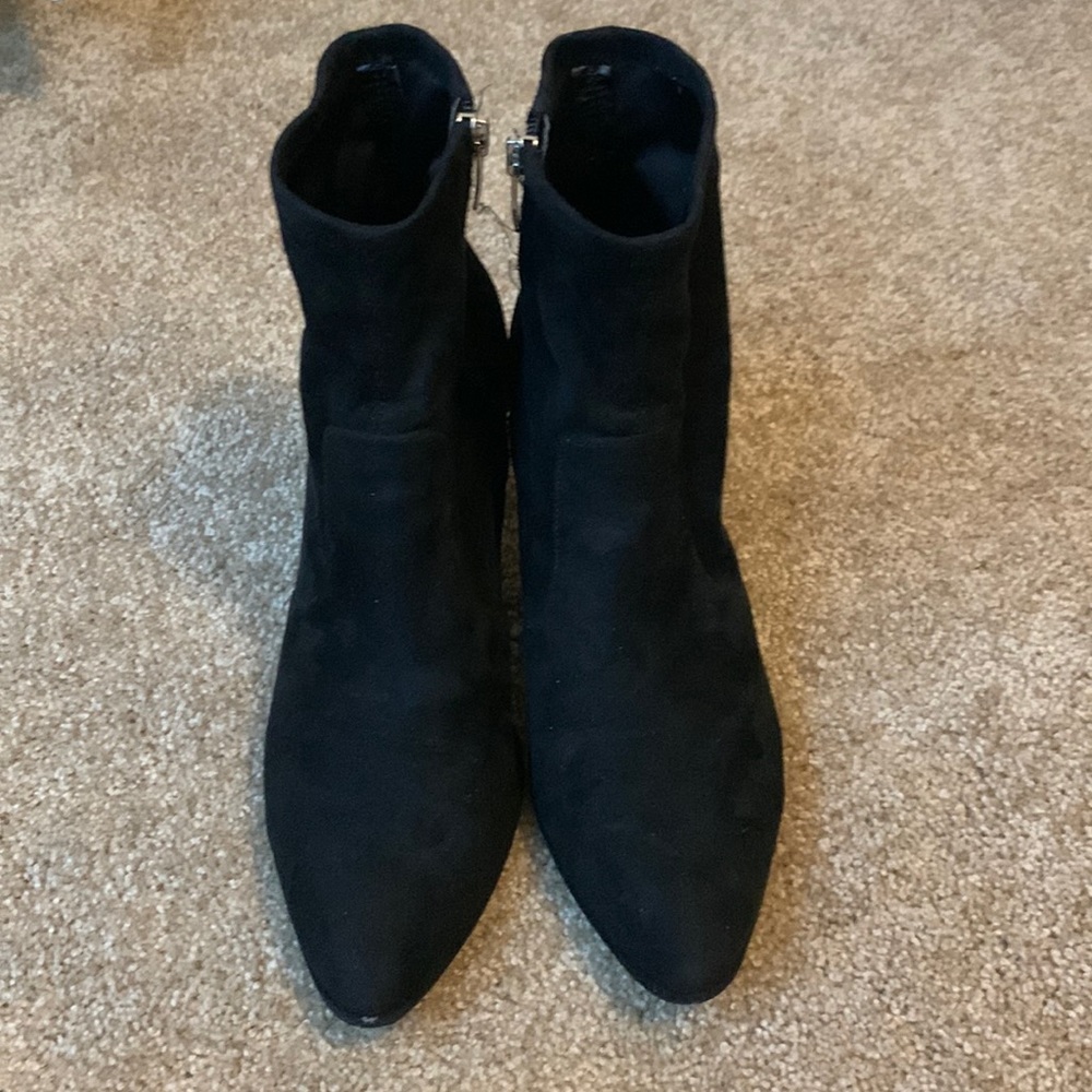 Black mark fisher suede boots